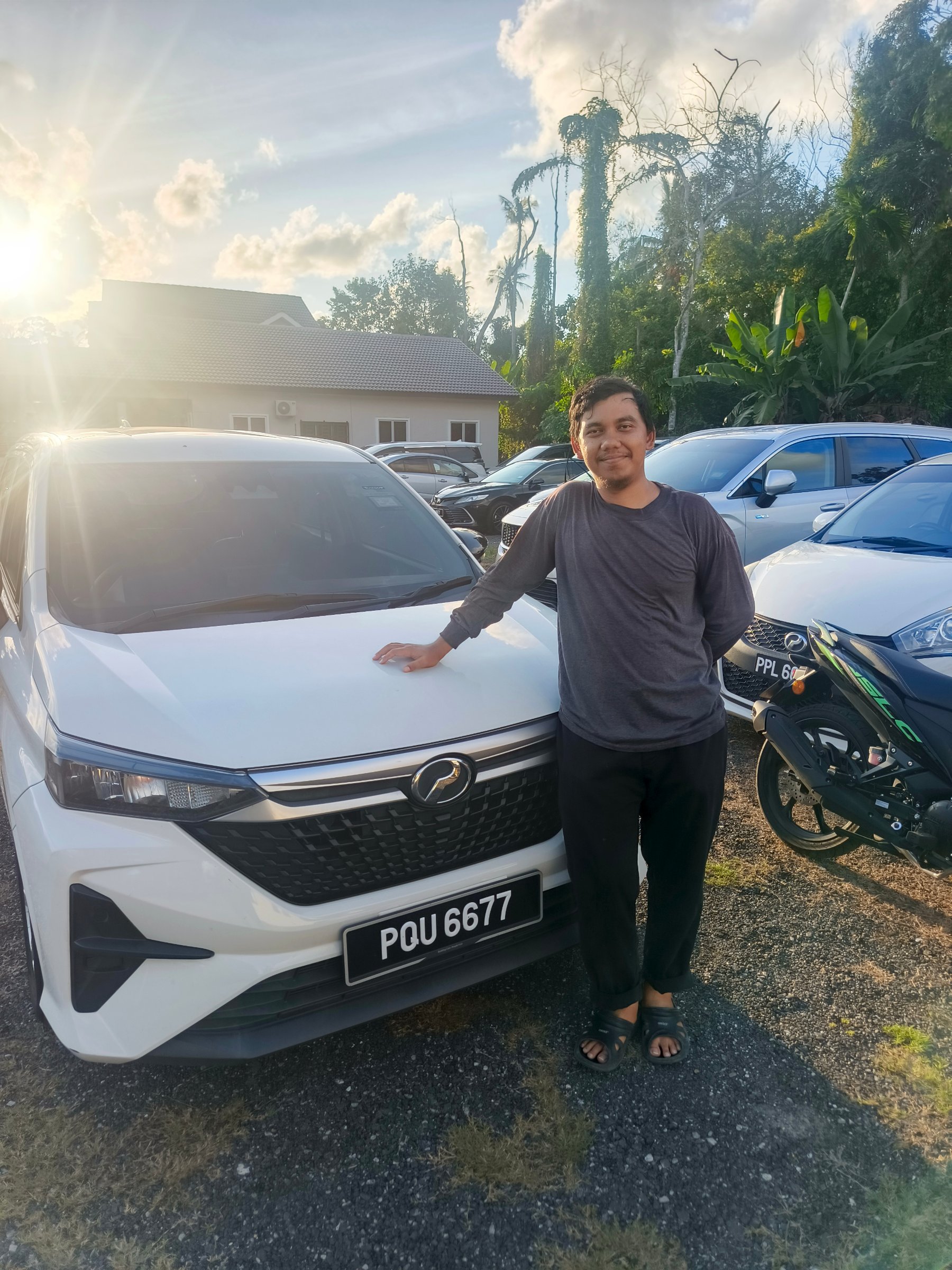 MEKAR PANTAI TIMUR TRAVEL