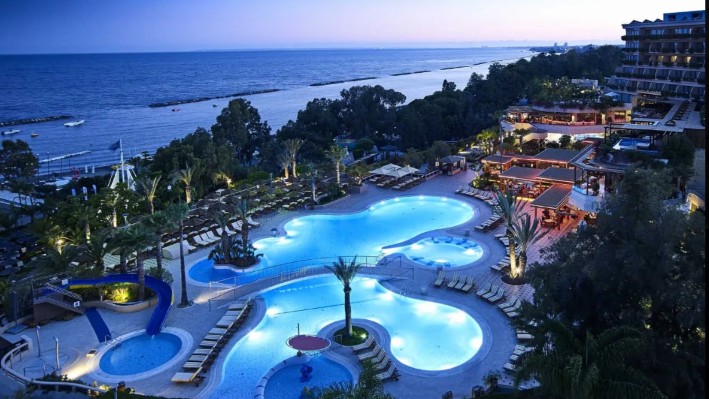 Luxury Hotels