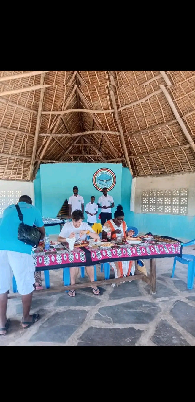 FUNZI Beach restaurant