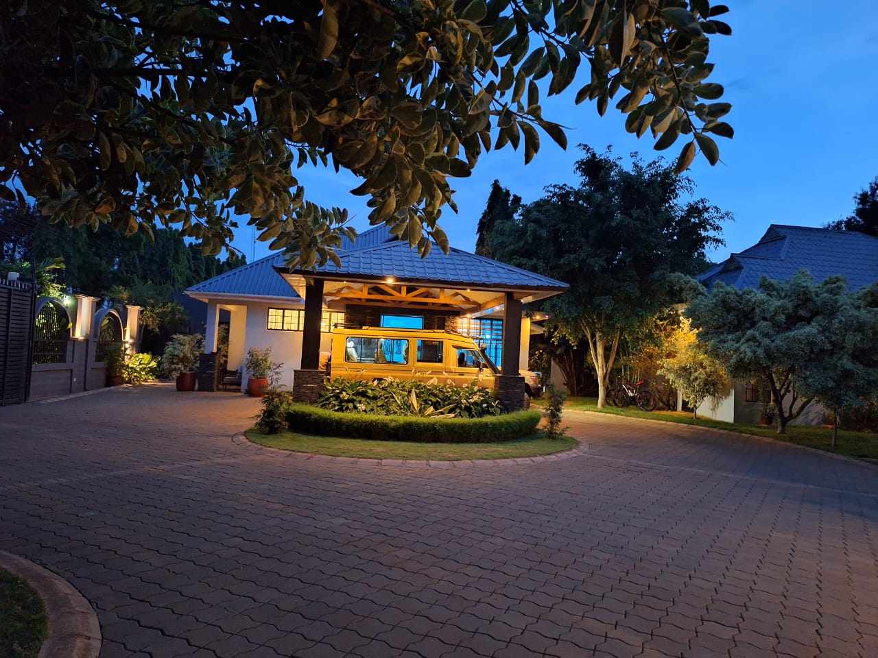 KINGA HOMES BOUTIQUE HOTEL