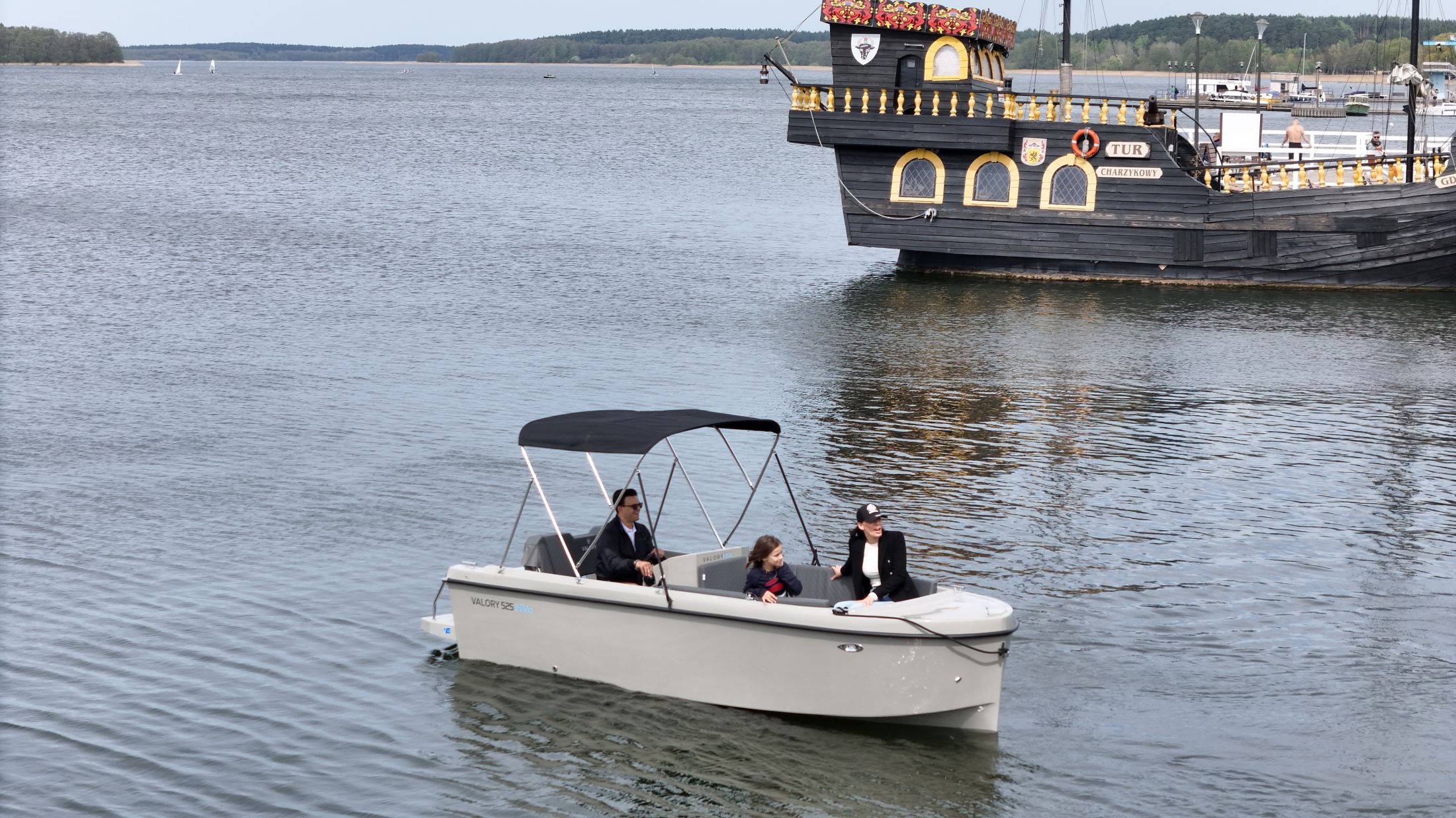 Black Anchor Boat Rentals