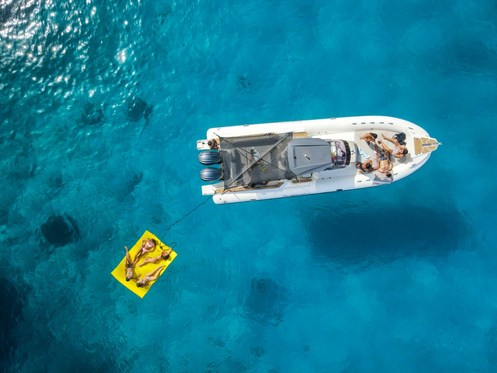 EGADI CHARTER & TOUR