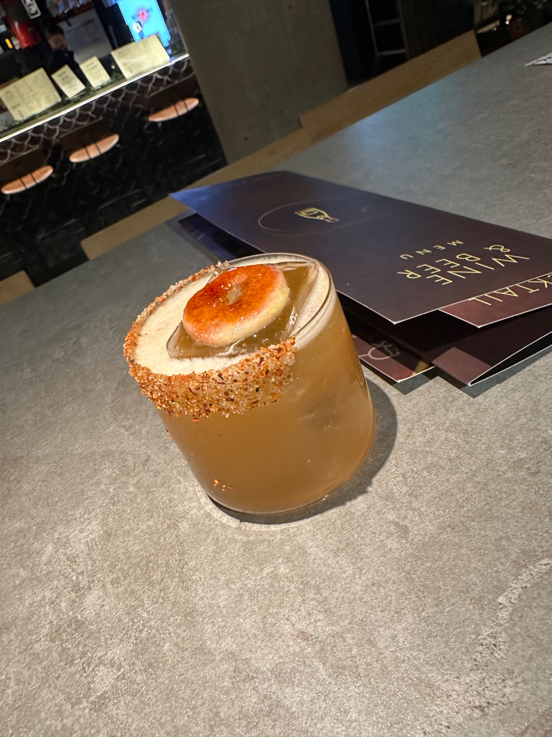 Vá / Coffee & Cocktails