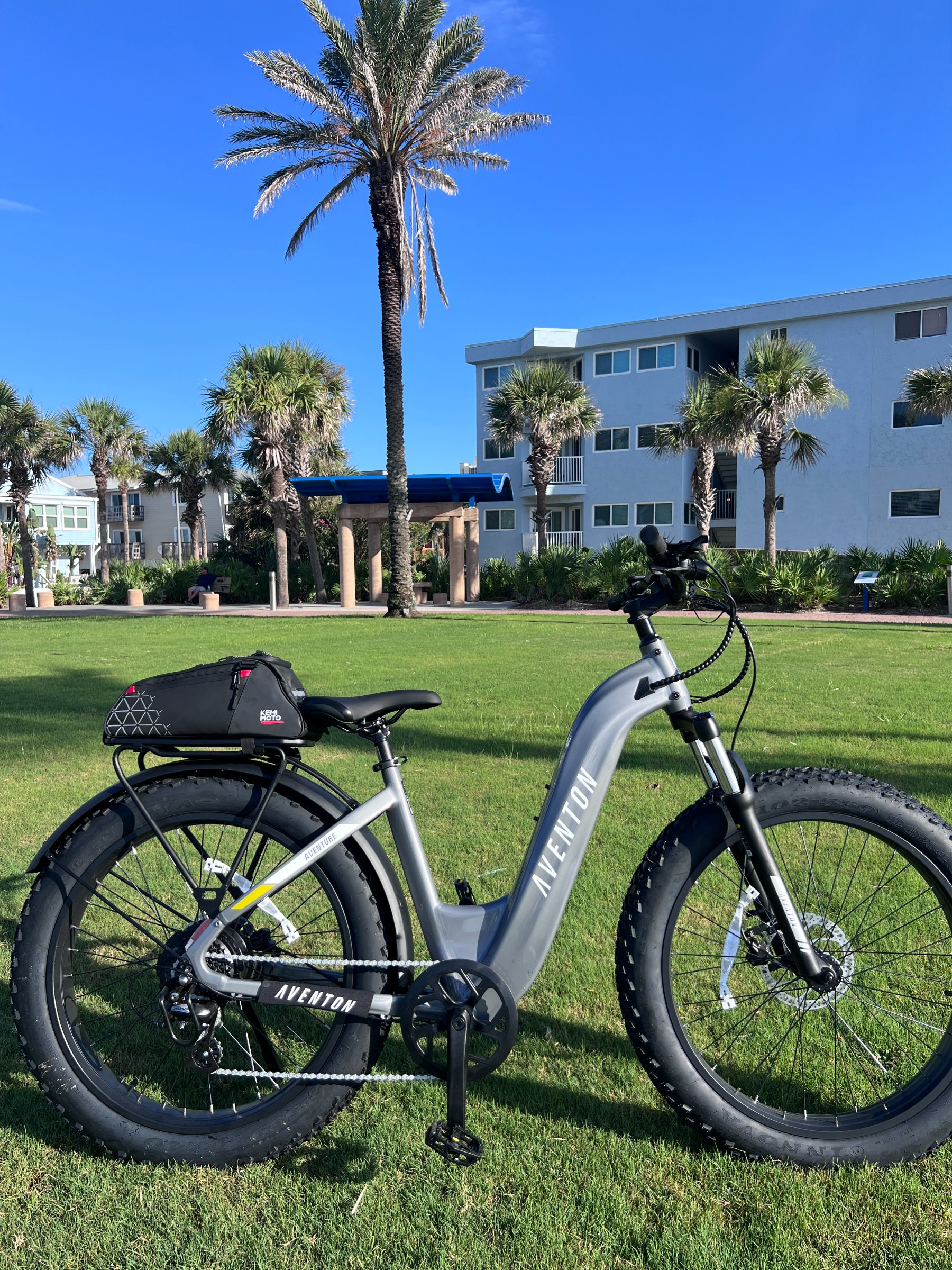 Beach E-Bikes Rentals & Sales