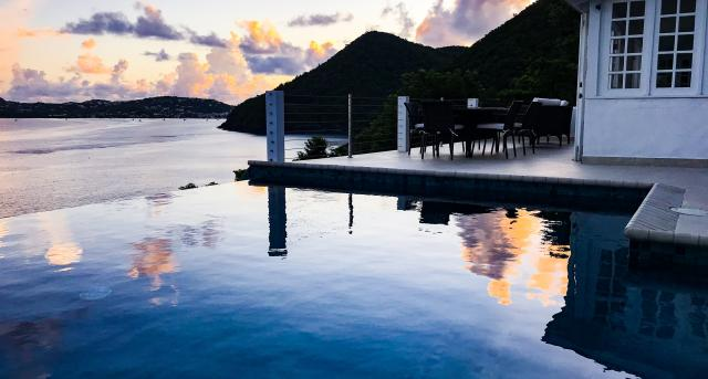 Sunny Villa Holidays LLC