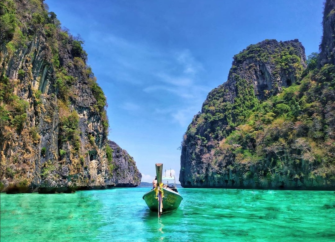 Phi Phi Travel and Tours
