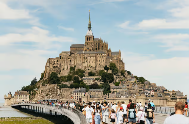 GLOBAL TRAVEL AND TOURISM