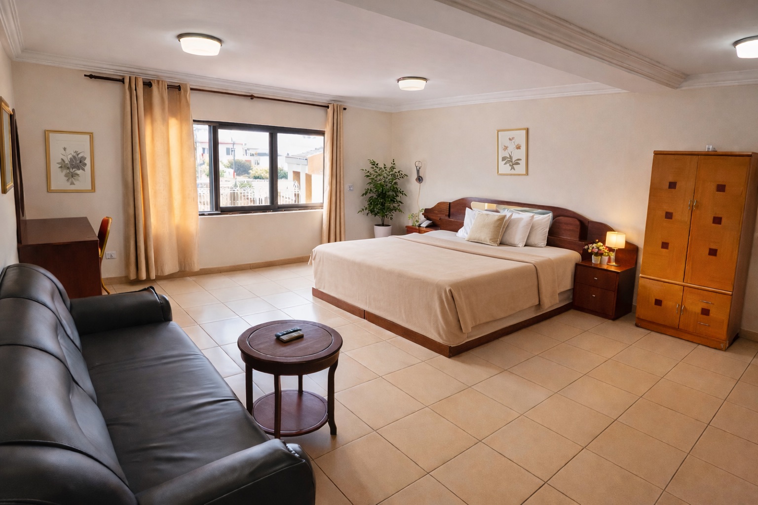 Ampomaah Hotel
