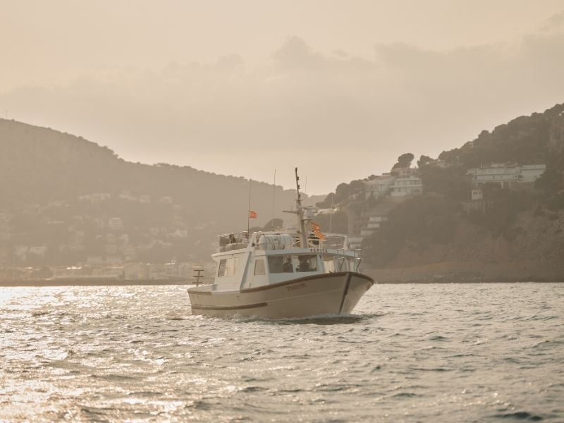 Bràvola Boutique Charter