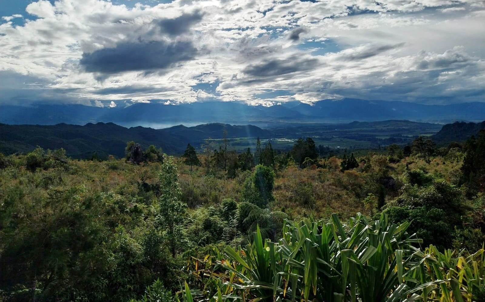 Jefalgi Papua Tours