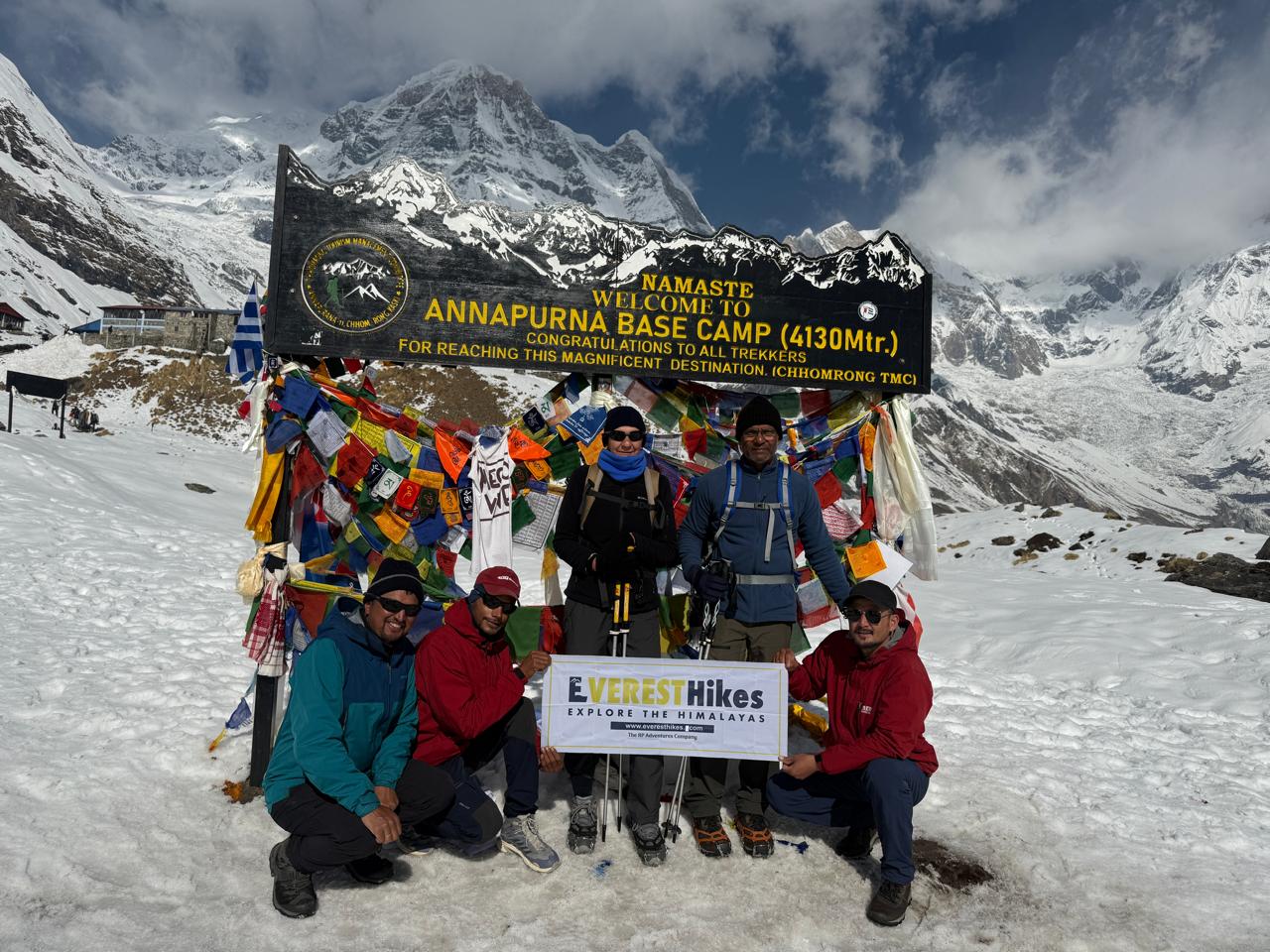 Everest Hikes