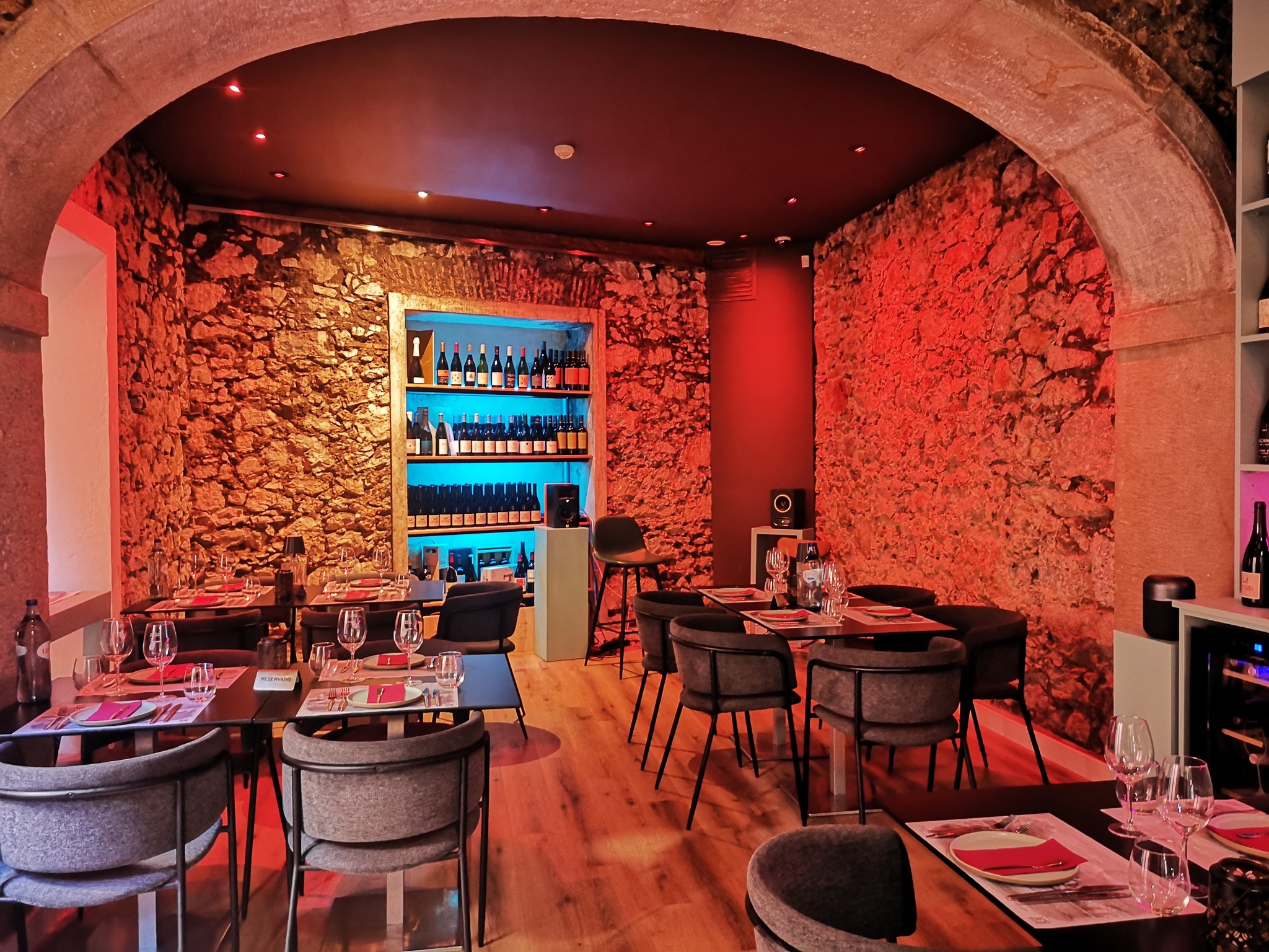DizTinto Restaurant Wine Bar