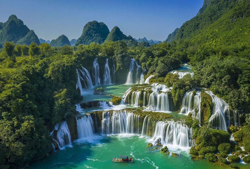 Ha Giang Loop to Cao Bang 6D5N