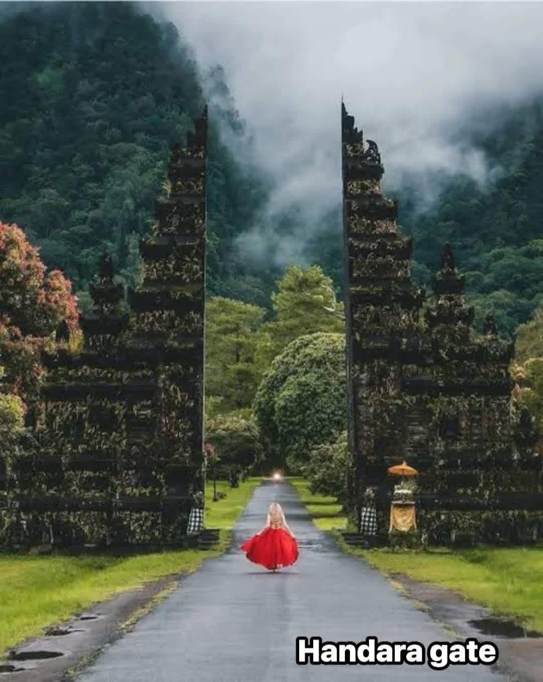 bali handara gate