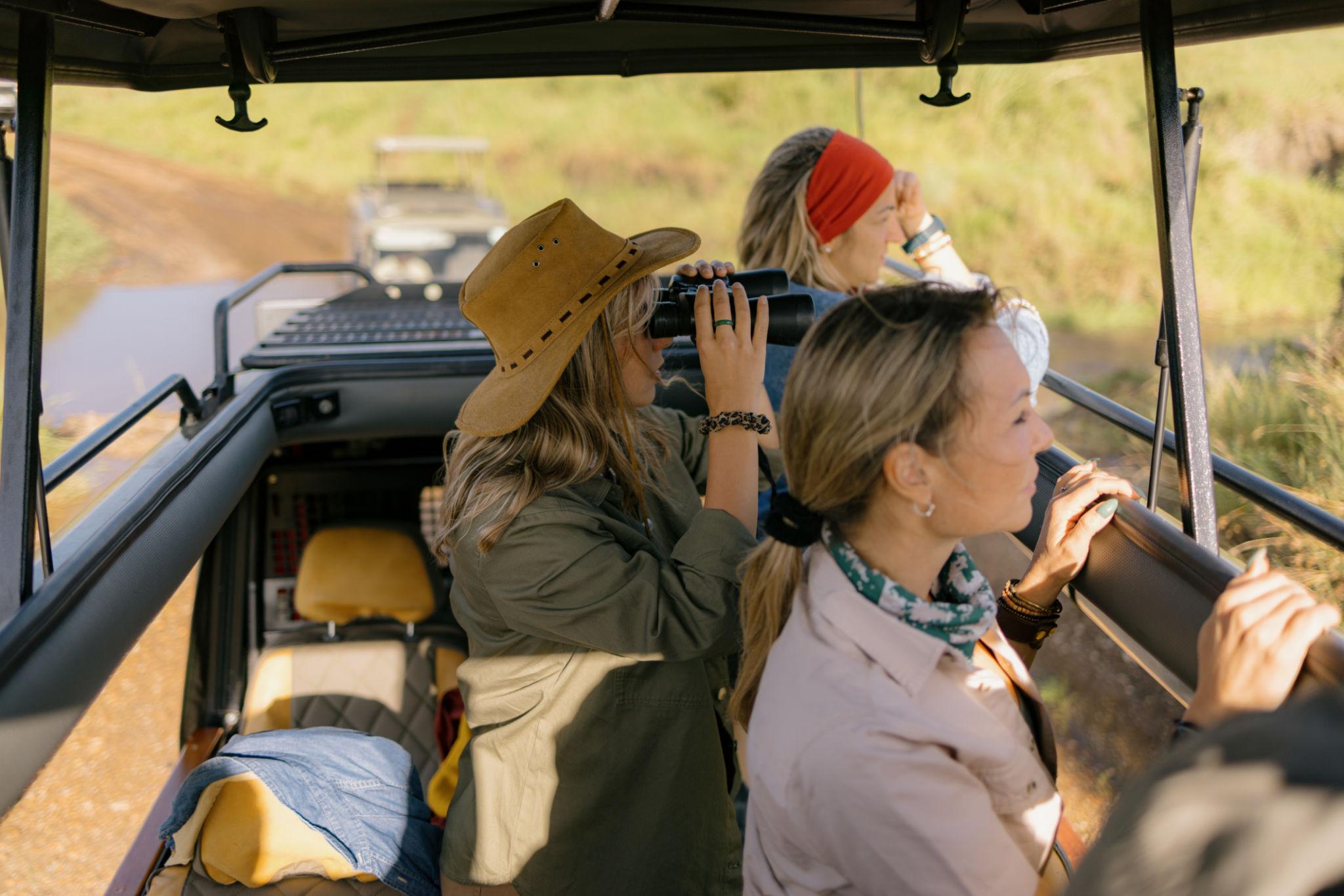 21 Days Luxury Gorilla Trekking Safari, Rwanda, Kenya, Tanzania & Zanzibar Beach