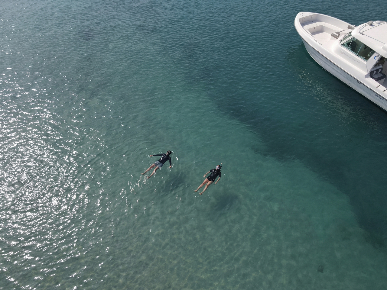 SNORKELING TOUR