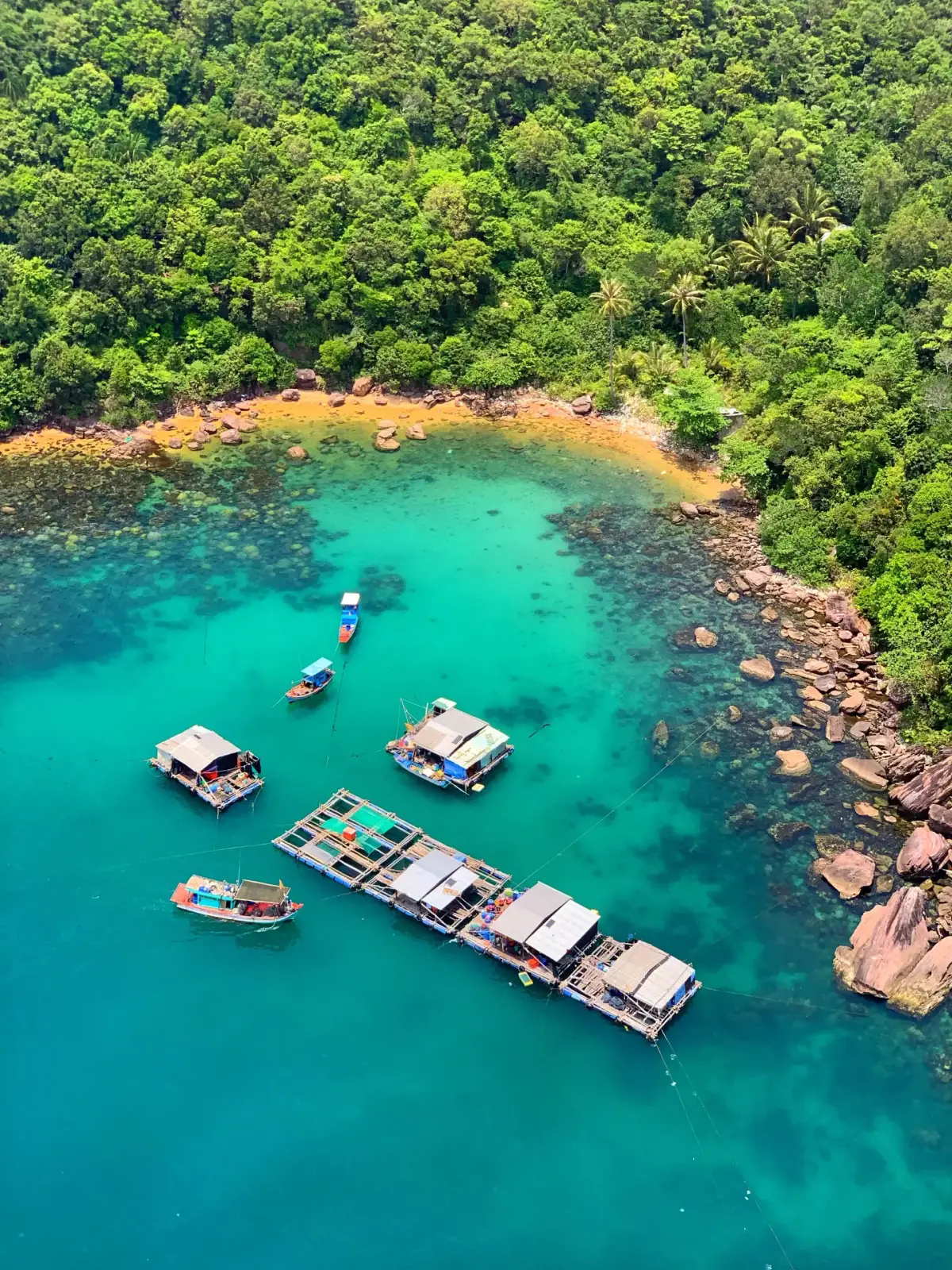 3 Island Tour Phu Quoc: Speedboat, Snorkeling & Day Trip