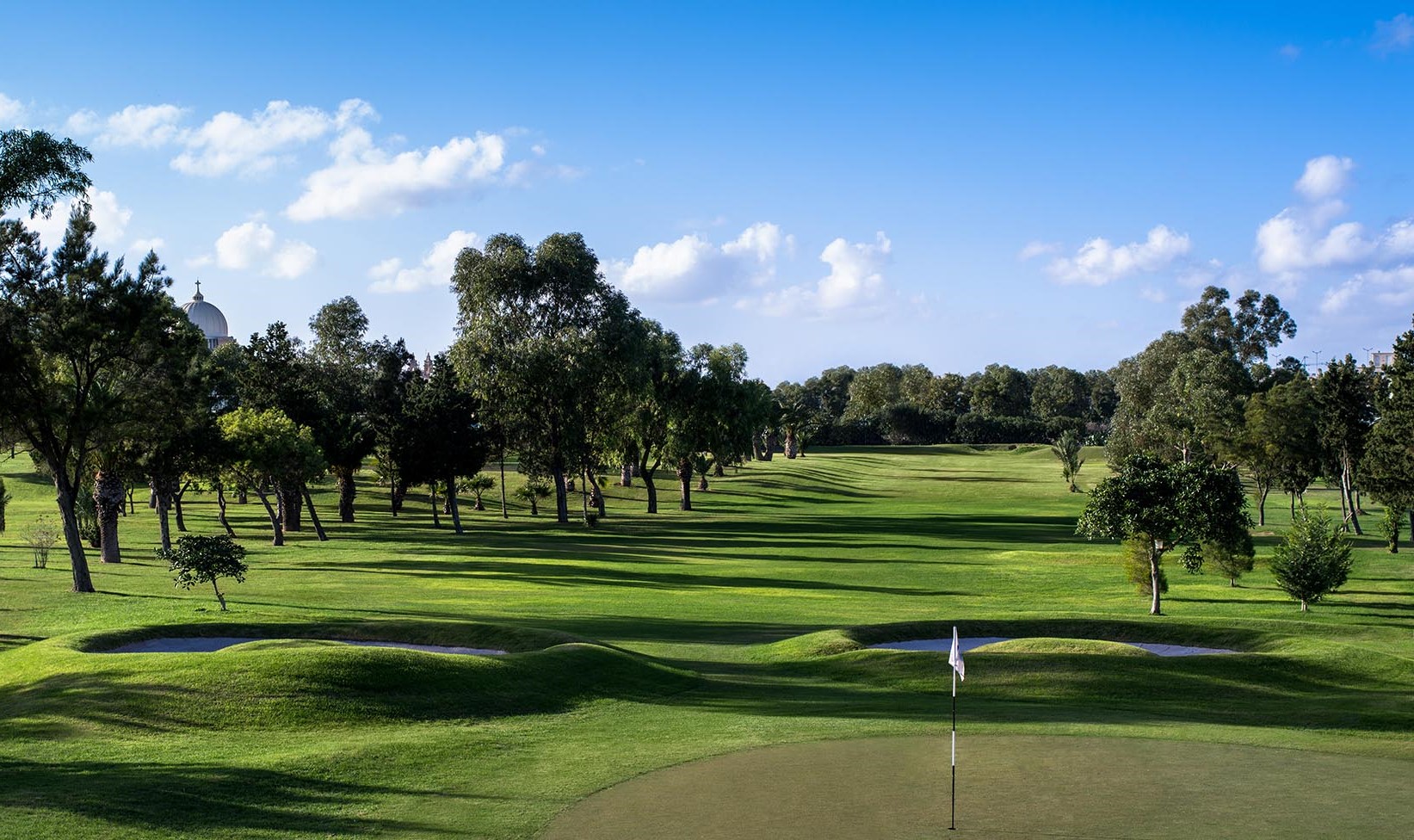 18 hole golf course