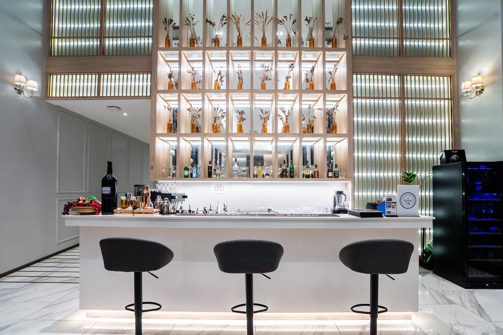 Lobby Bar