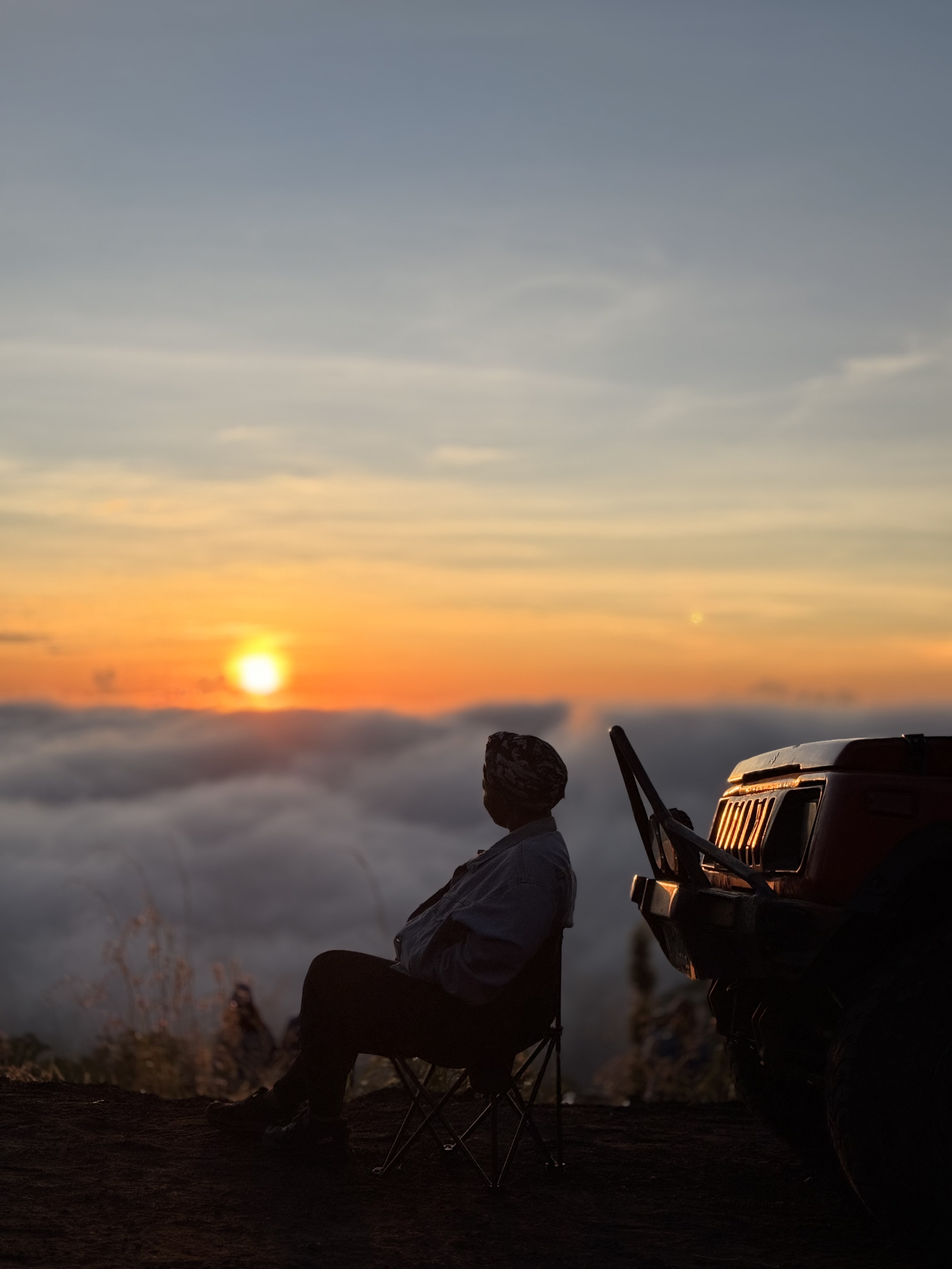 Suntise jeep