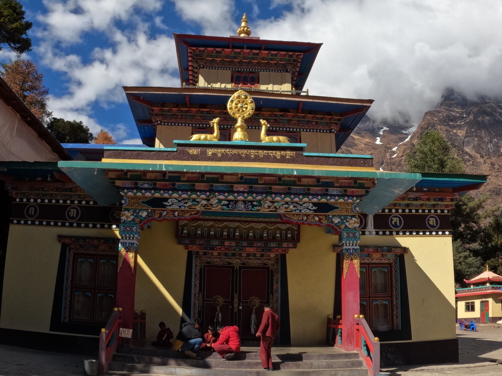 Manaslu Tsum Valley Trekking