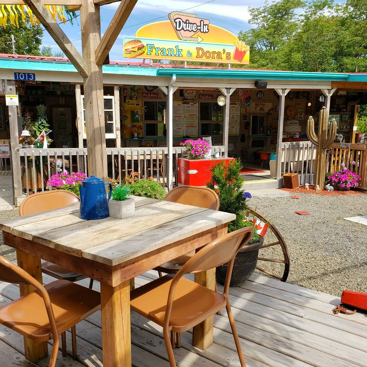 Frank & Dora's Takeout