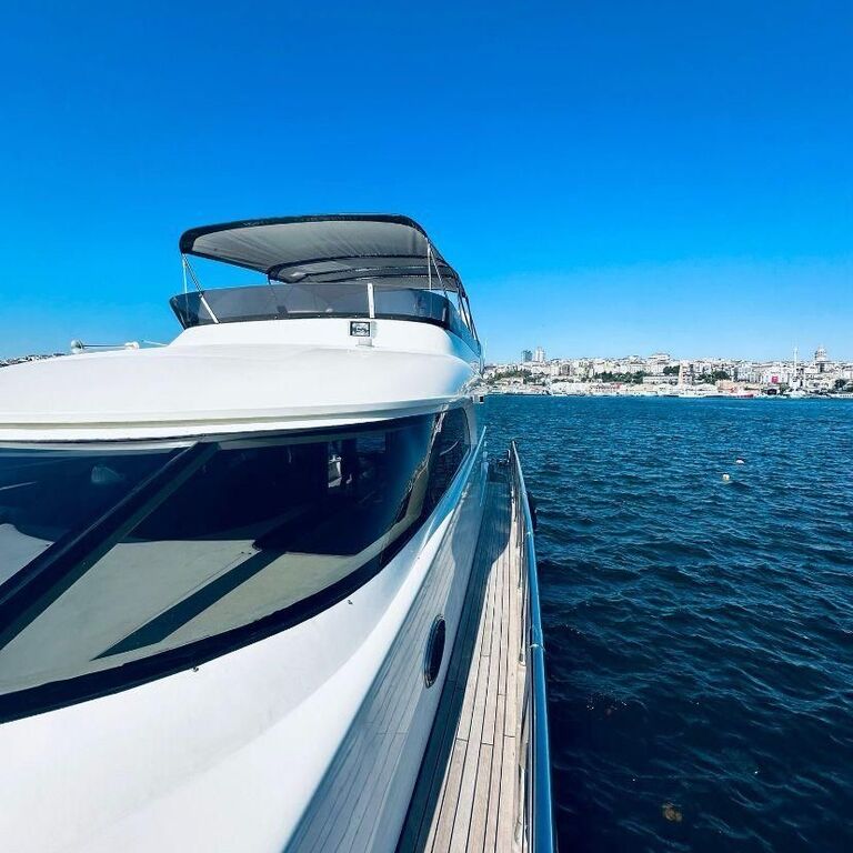 Luxury Yacht Experiences