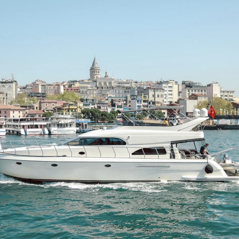 Luxury Yacht Experiences