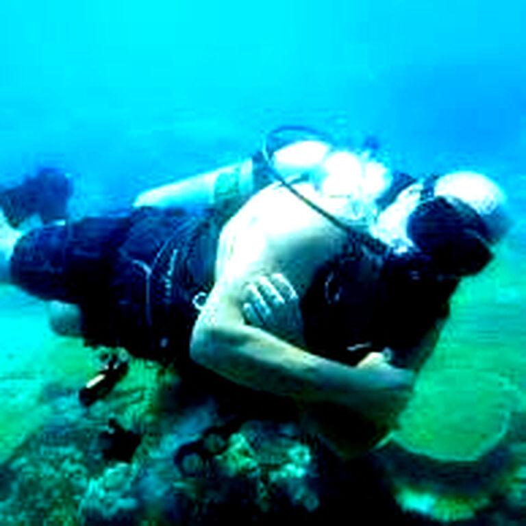 Mark Scott's Diving Vietnam
