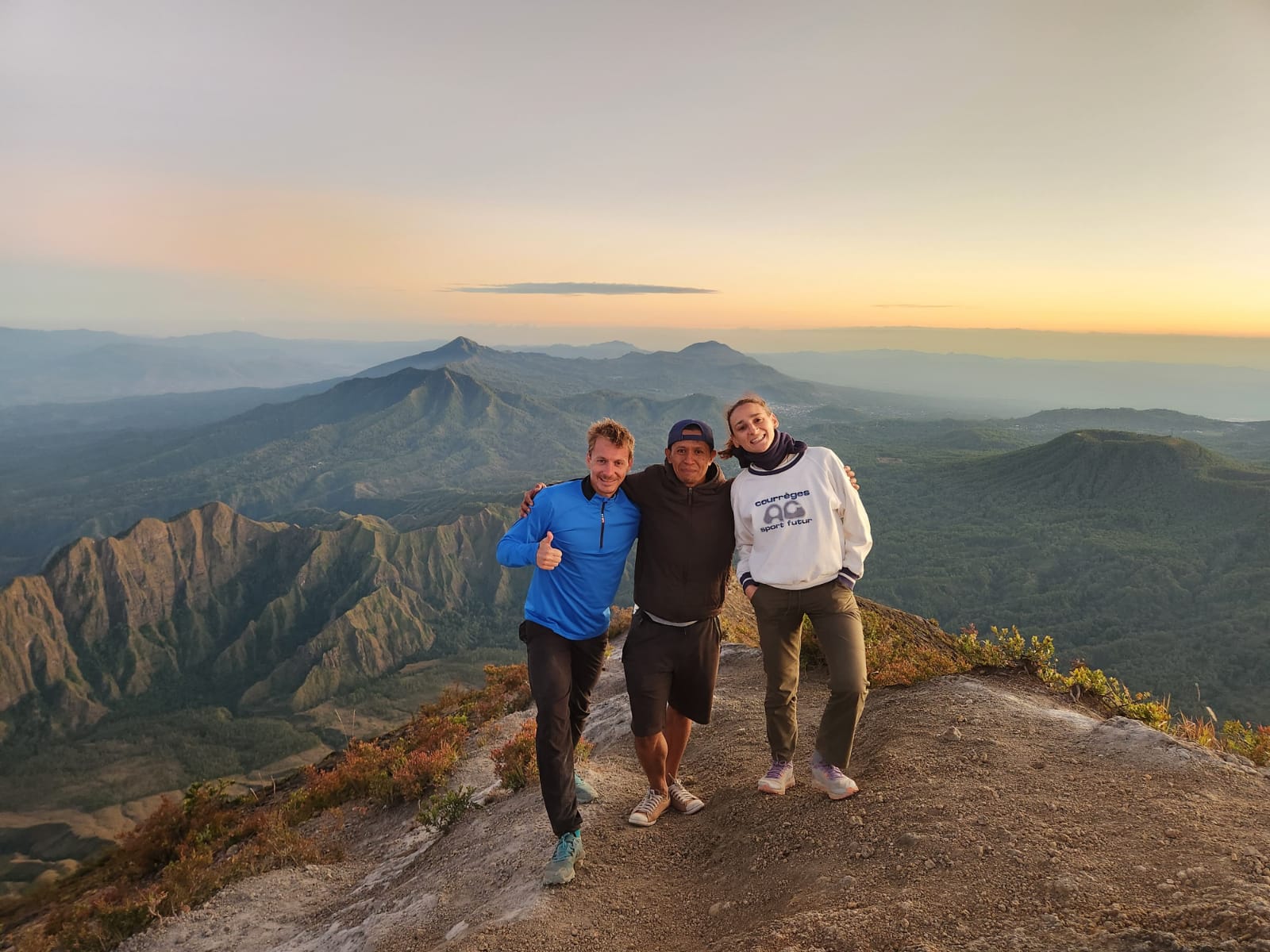 Beta Komodo Tour Operator