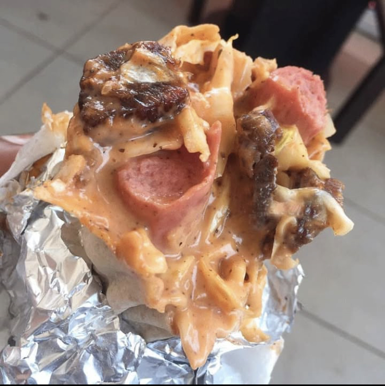 Kings and queens Sharwama, pastries and grills awka