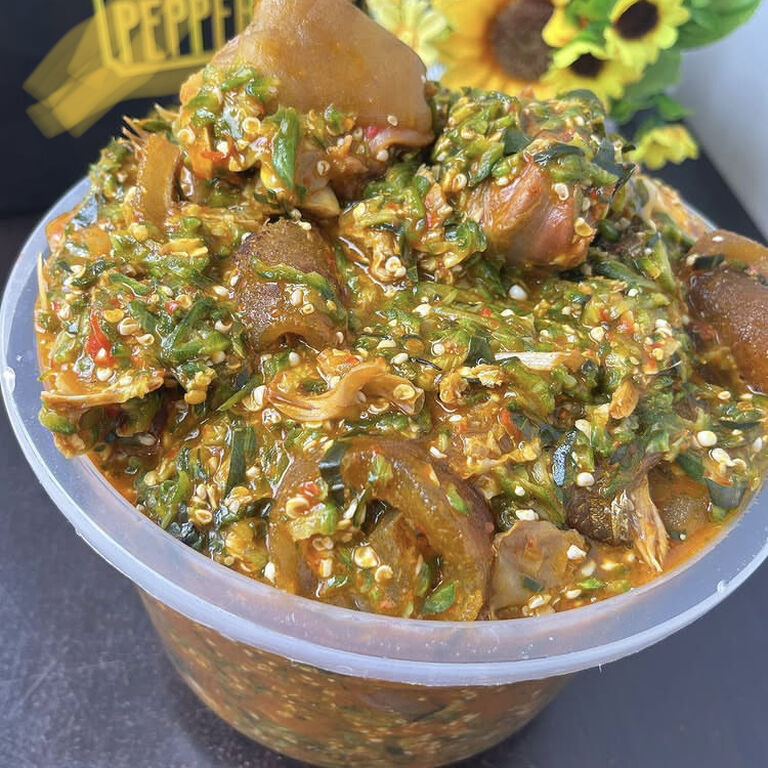 Kings and queens Sharwama, pastries and grills awka
