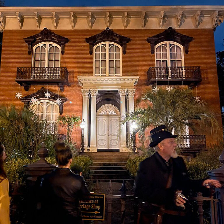 Destination Ghost Tours