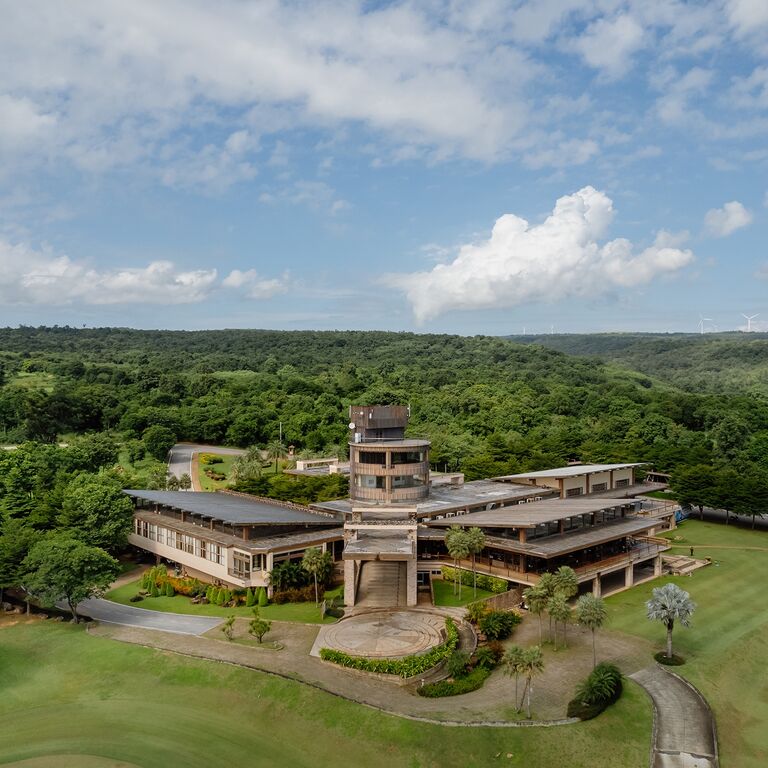 Mountain Creek Golf Resort and Residences