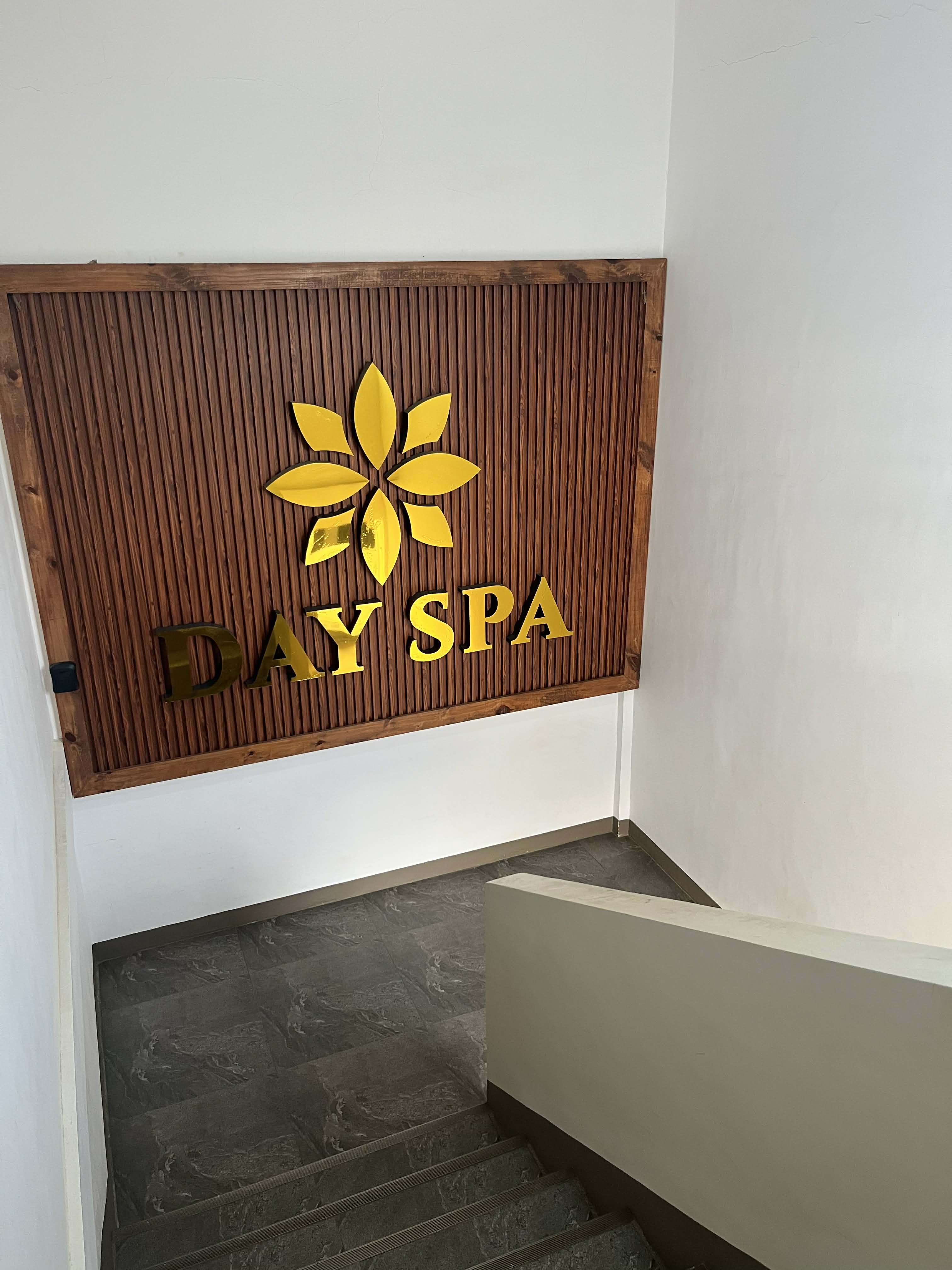 DAY SPA