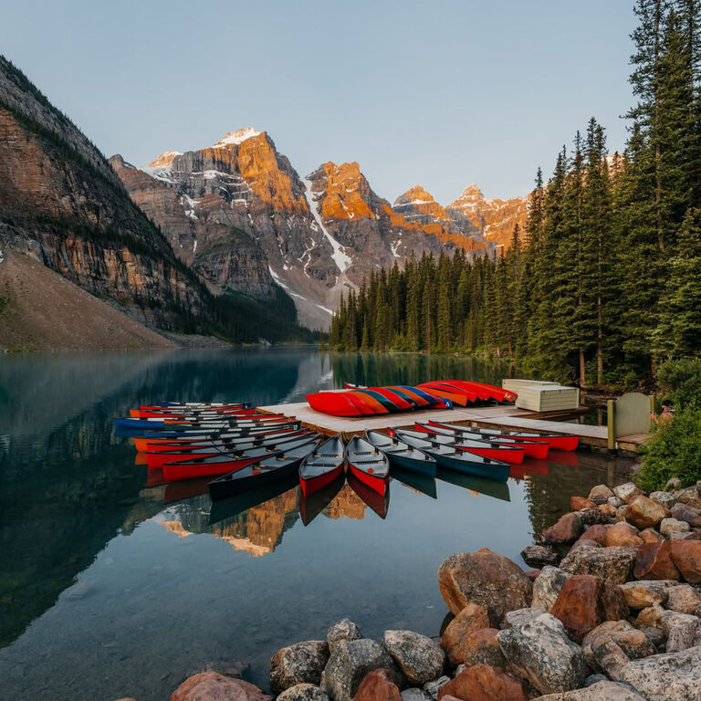 Via Via Moraine Lake Shuttle
