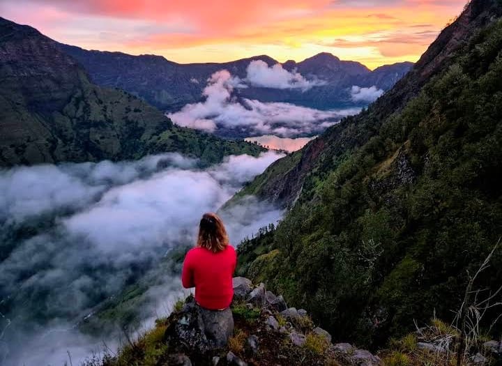 RINJANI TREKKING