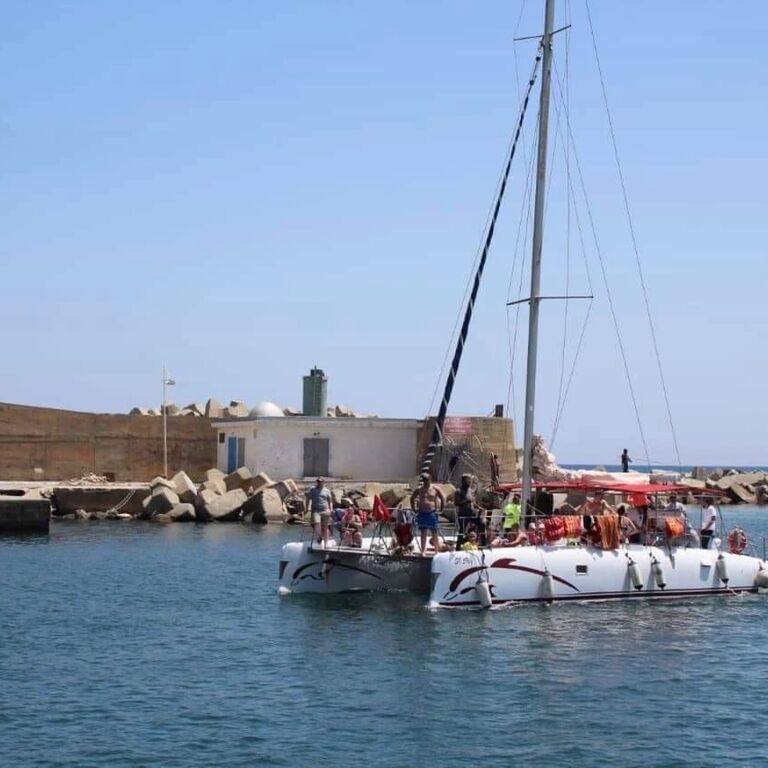 Hammamet: Luxury catamaran trip with swimming, snacks & flexible departures