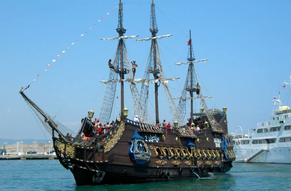 Hammamet: Immersive Pirate Boat Adventure with Swimming and Live Show