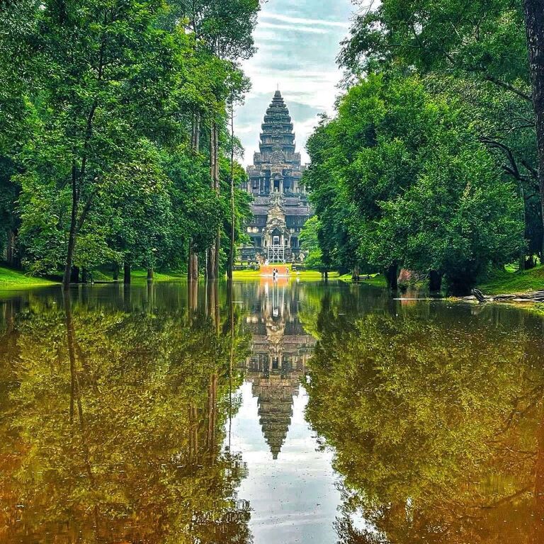 Siem Reap Angkor Cambodia Private Tour &Guide