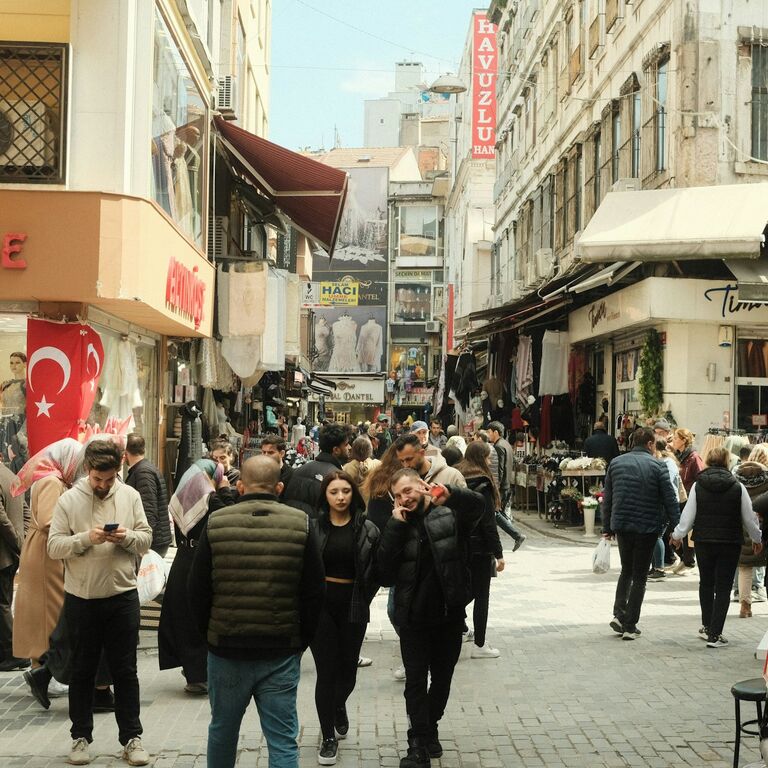 Istanbul Half Day Bosphorus Cruise & Spice Bazaar Tour