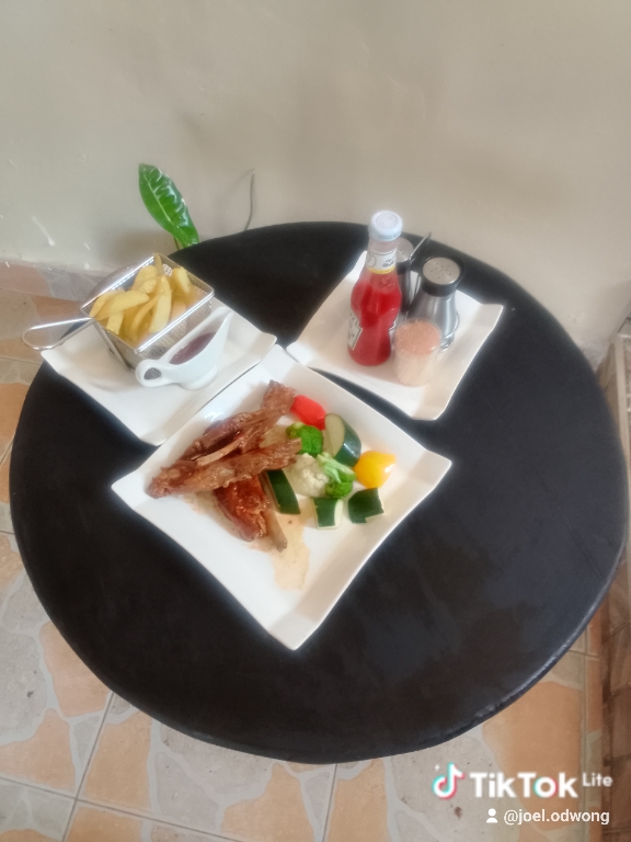 Picko nest cafe and Restaurant