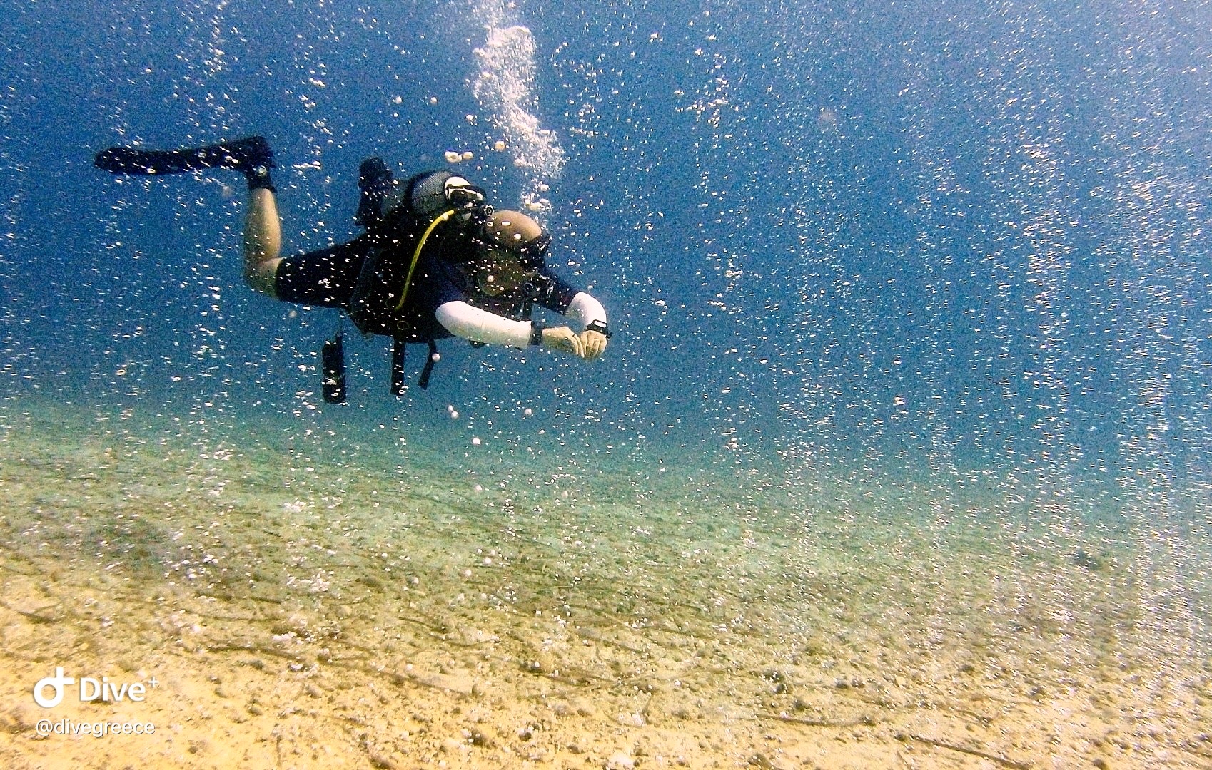 DIVE GREECE