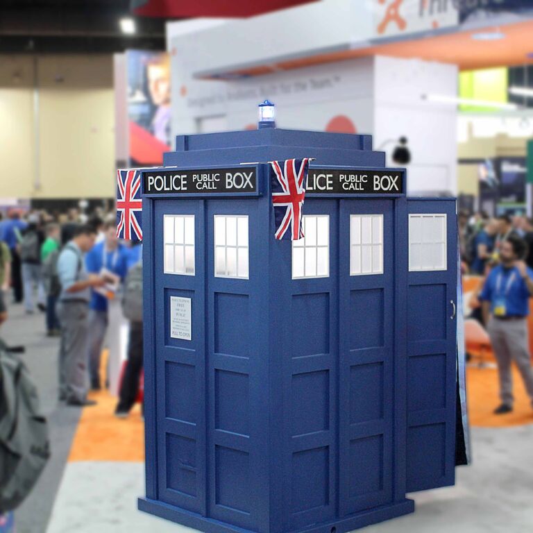 The Looking Glass Photo Booths