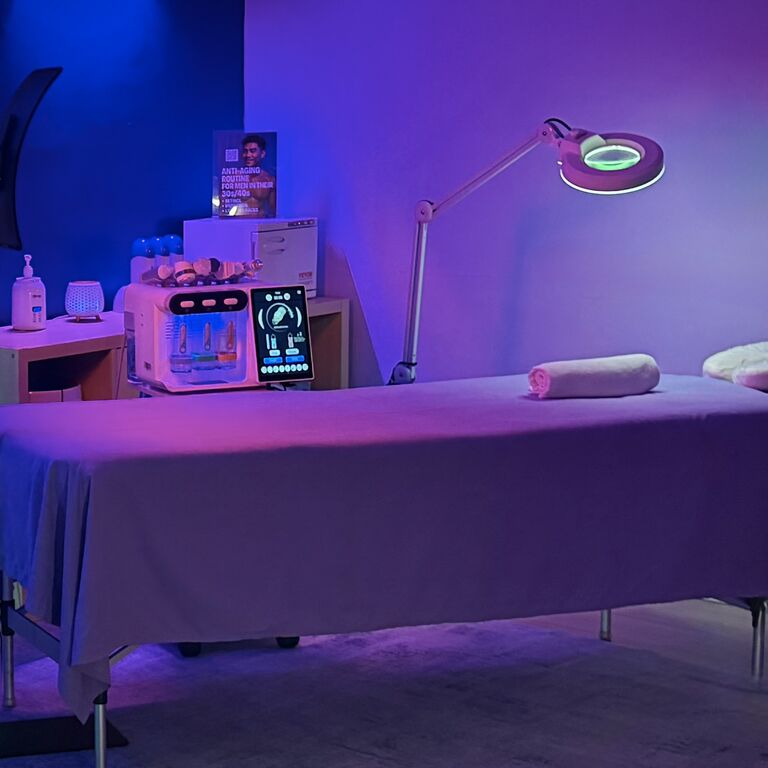 Damon Spa Studio for Men