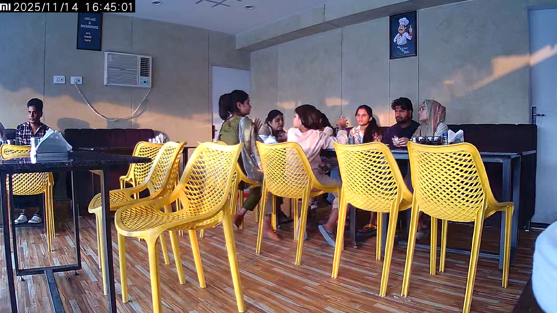 Shri cafe & restaurant