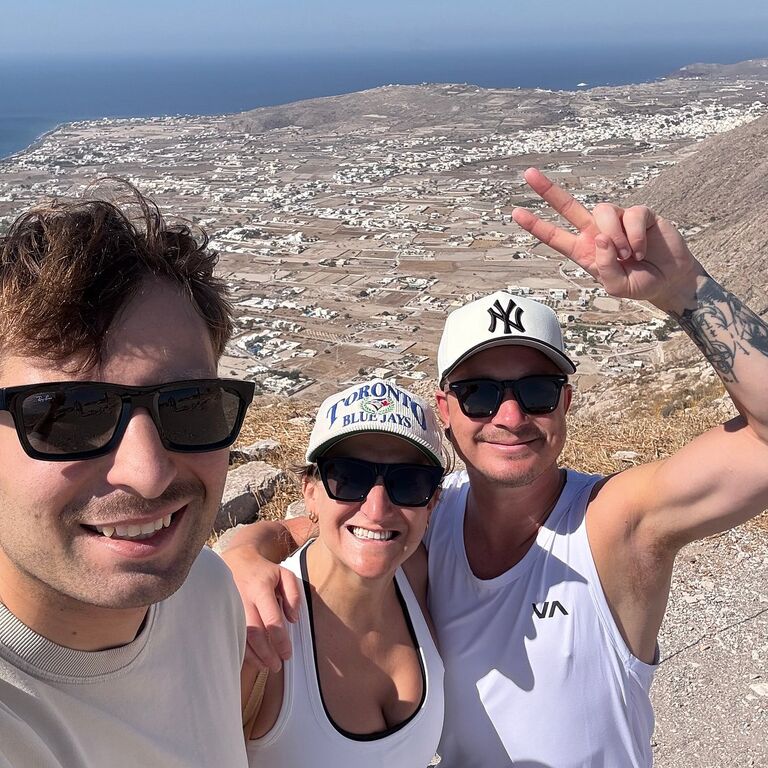 Elite travel Santorini experiences