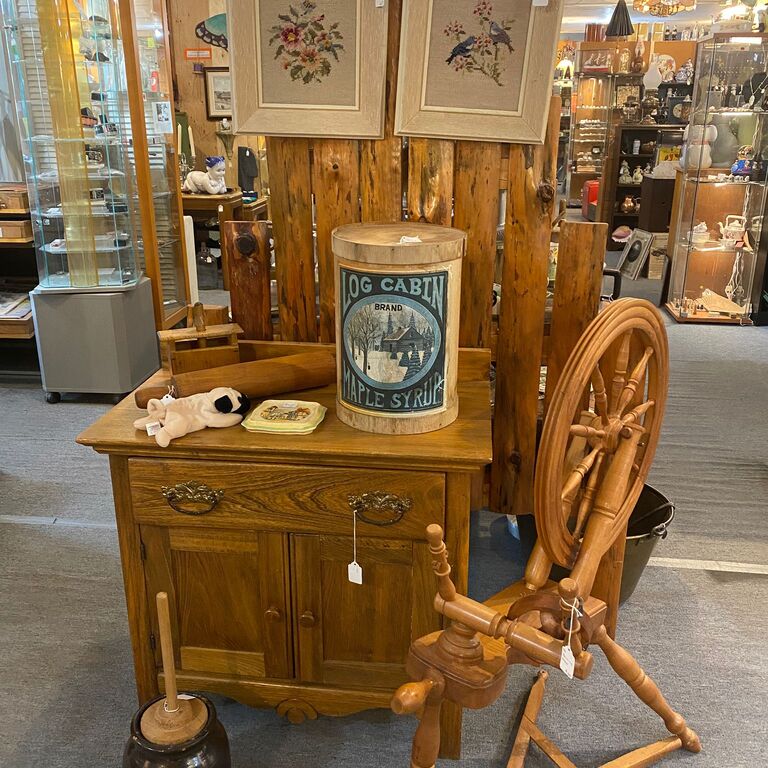 Antiques on 48