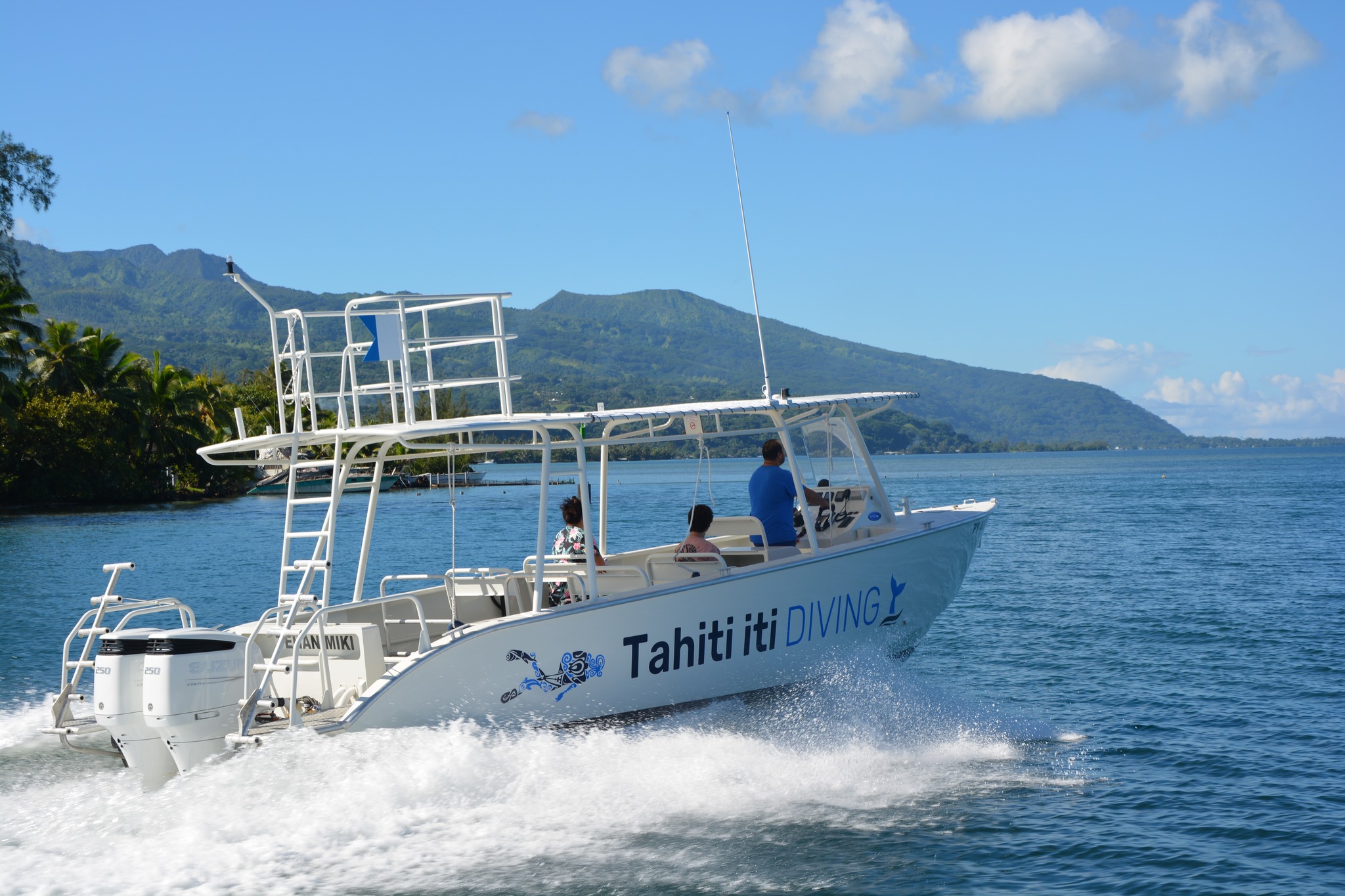 tahiti iti diving