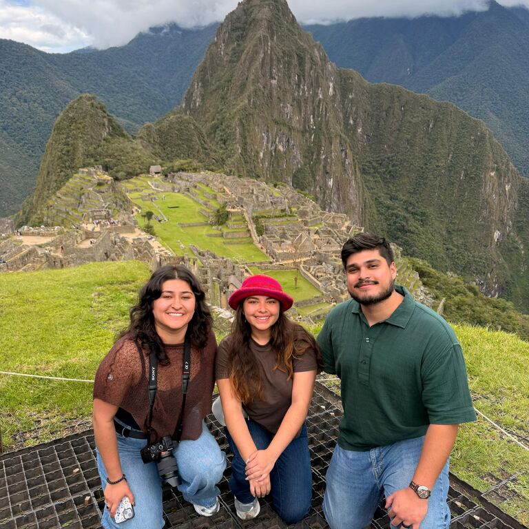 Machu Picchu Guide - Guía en Machu Picchu